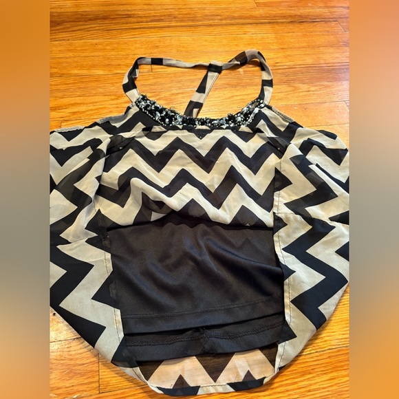 COPY - 🖤 Charlotte Russe Chevron Beaded Halter Top - Picture 4 of 6